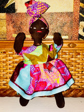 Cargar imagen en el visor de la galería, Imán de mujeres senegalesas
