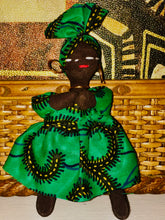 Cargar imagen en el visor de la galería, Imán de mujeres senegalesas

